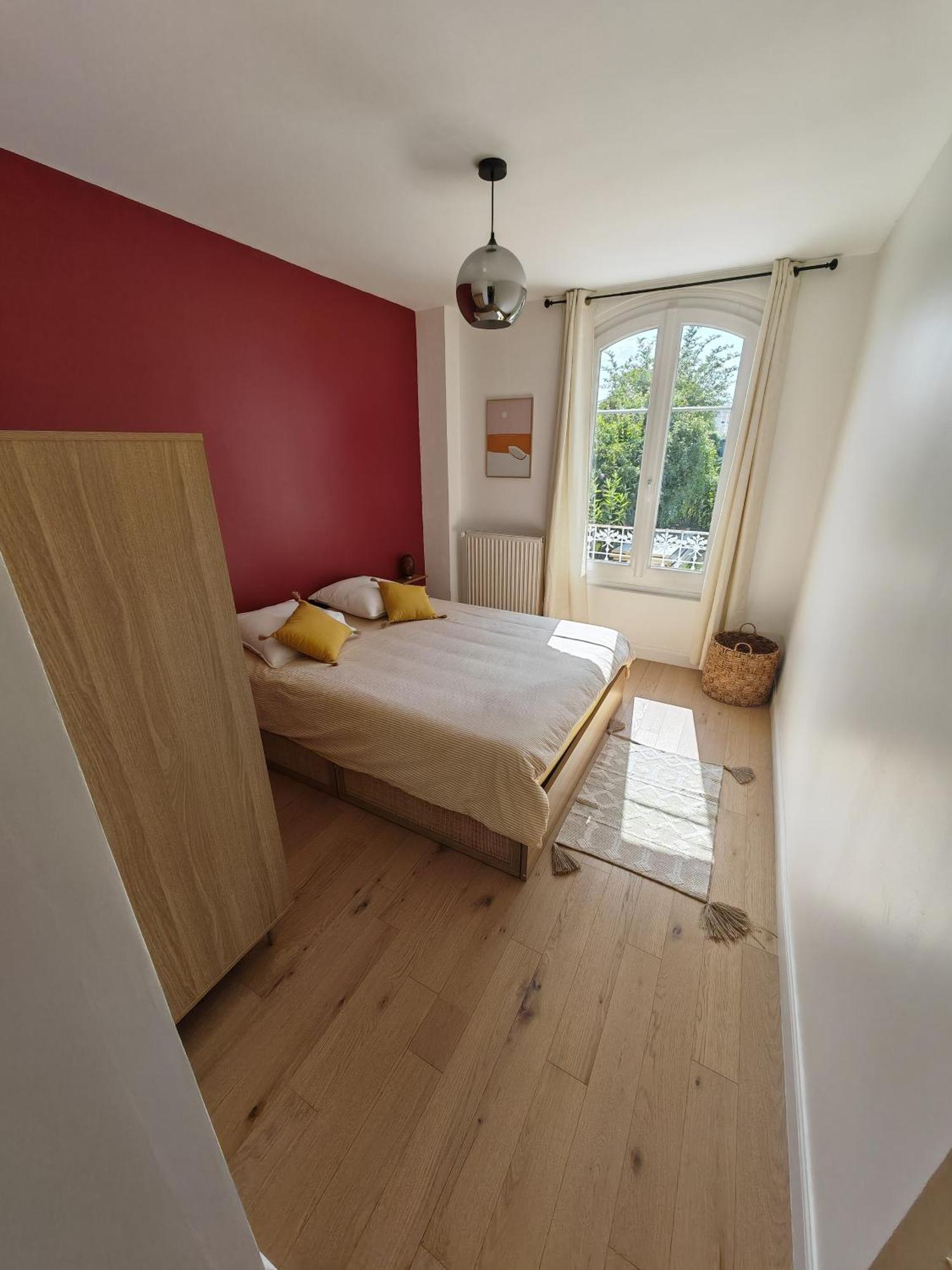 Appartement Cosy Et Accueillant Соасонс Стая снимка