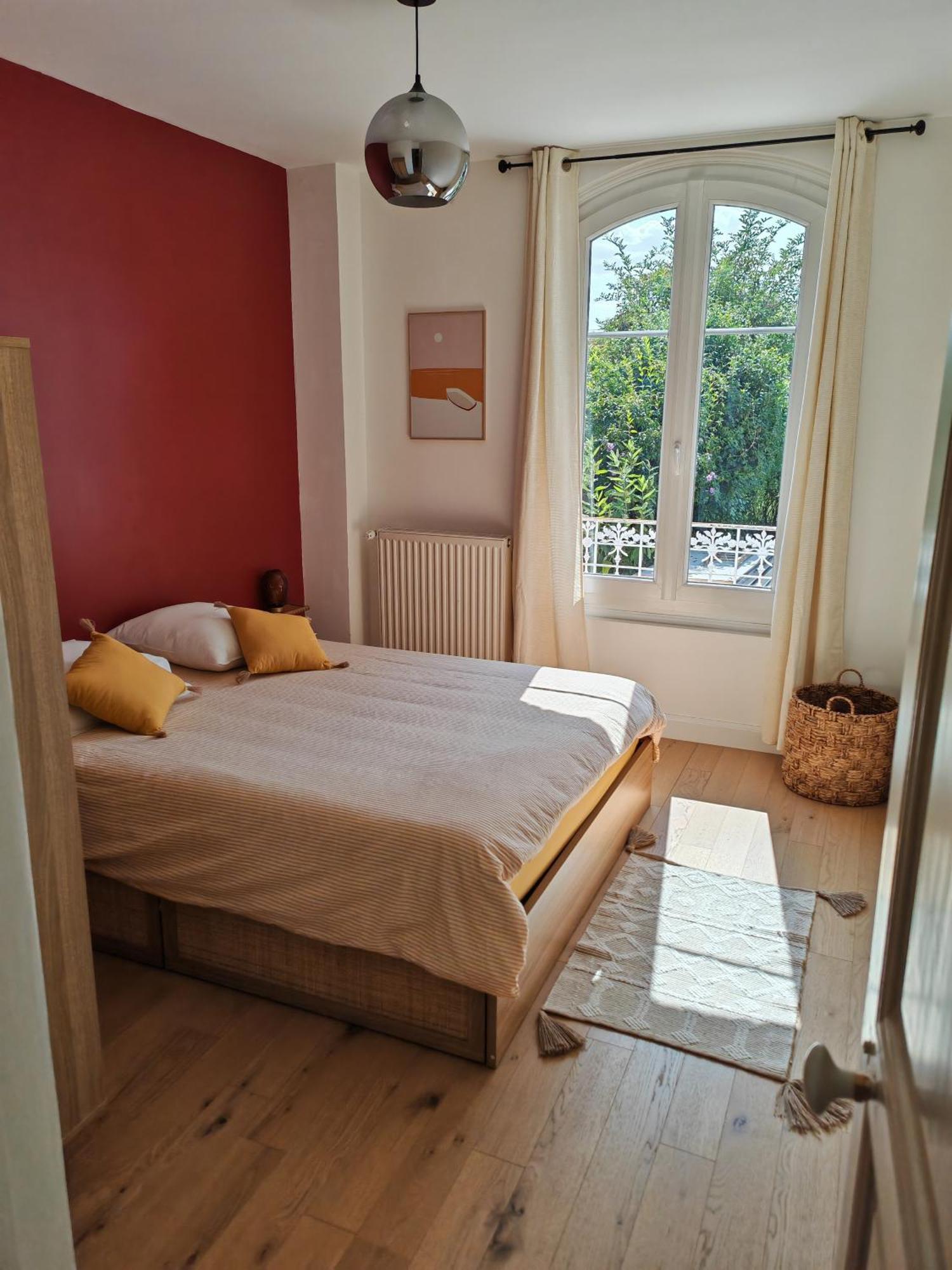 Appartement Cosy Et Accueillant Соасонс Стая снимка